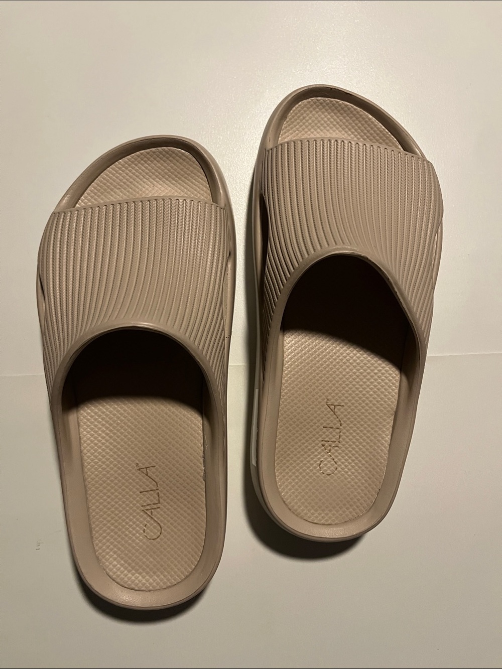 Calla Slides